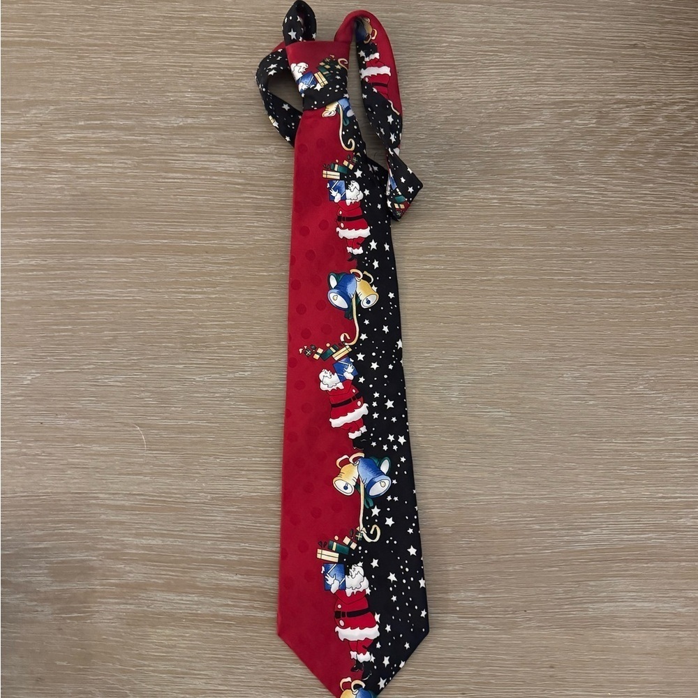 Oscar de la Renta men’s red Santa holiday Christmas themed festive 100% silk TIE